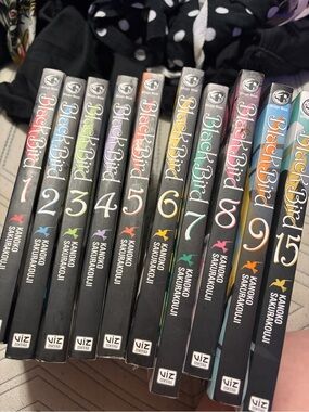 Black Bird Volumes 1-9 Manga Set by - Black Covers